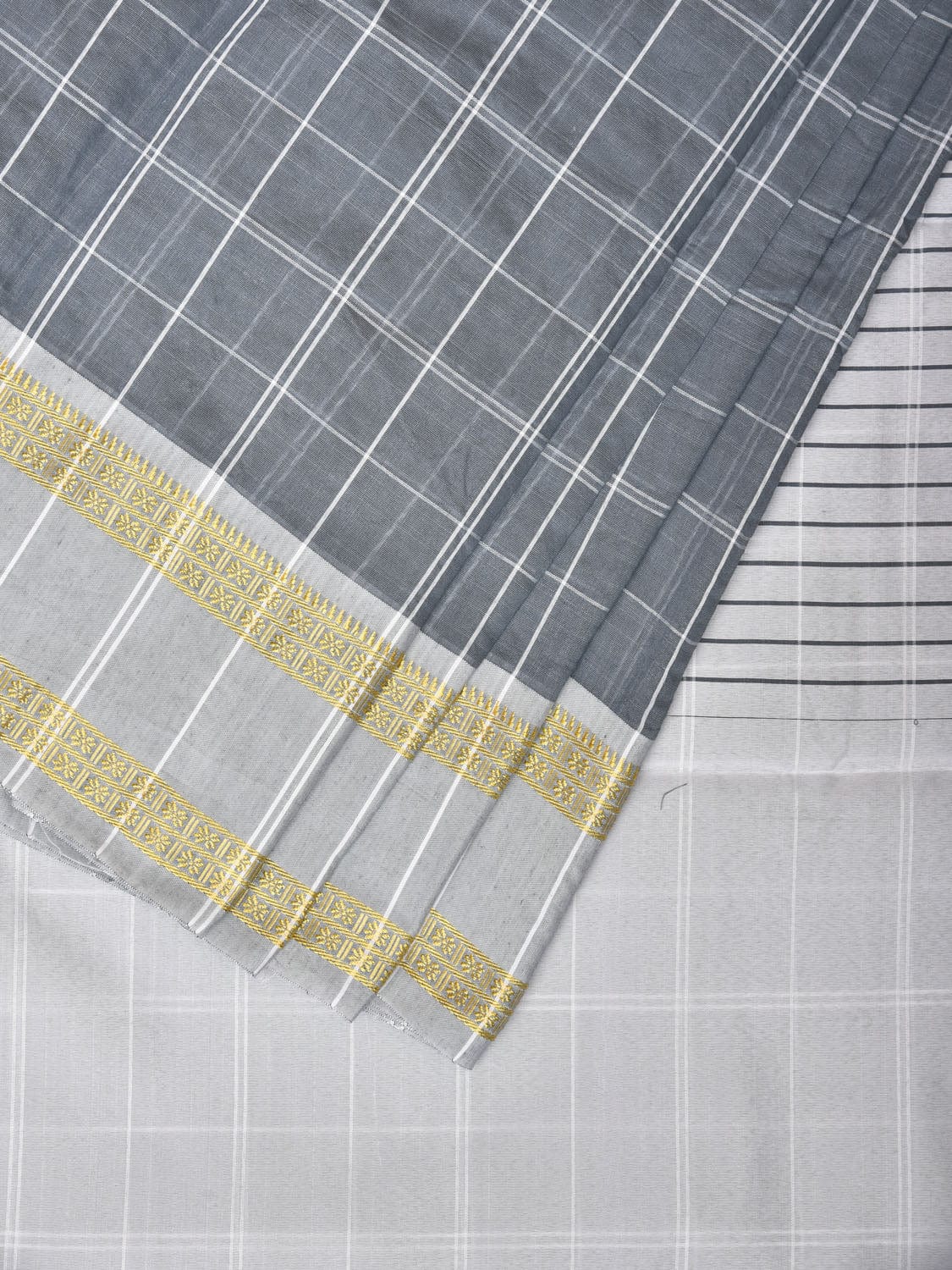 Grey Bamboo Cotton Saree with Big Checks and Doby Border Design bc0128