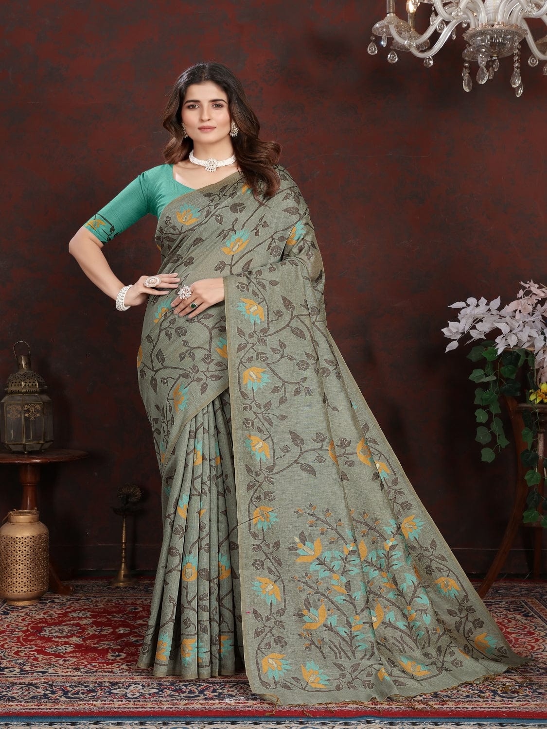 Grey Dhakai Jamdani Cotton Viscose Saree with Floral Border and Pallu Design dj0124