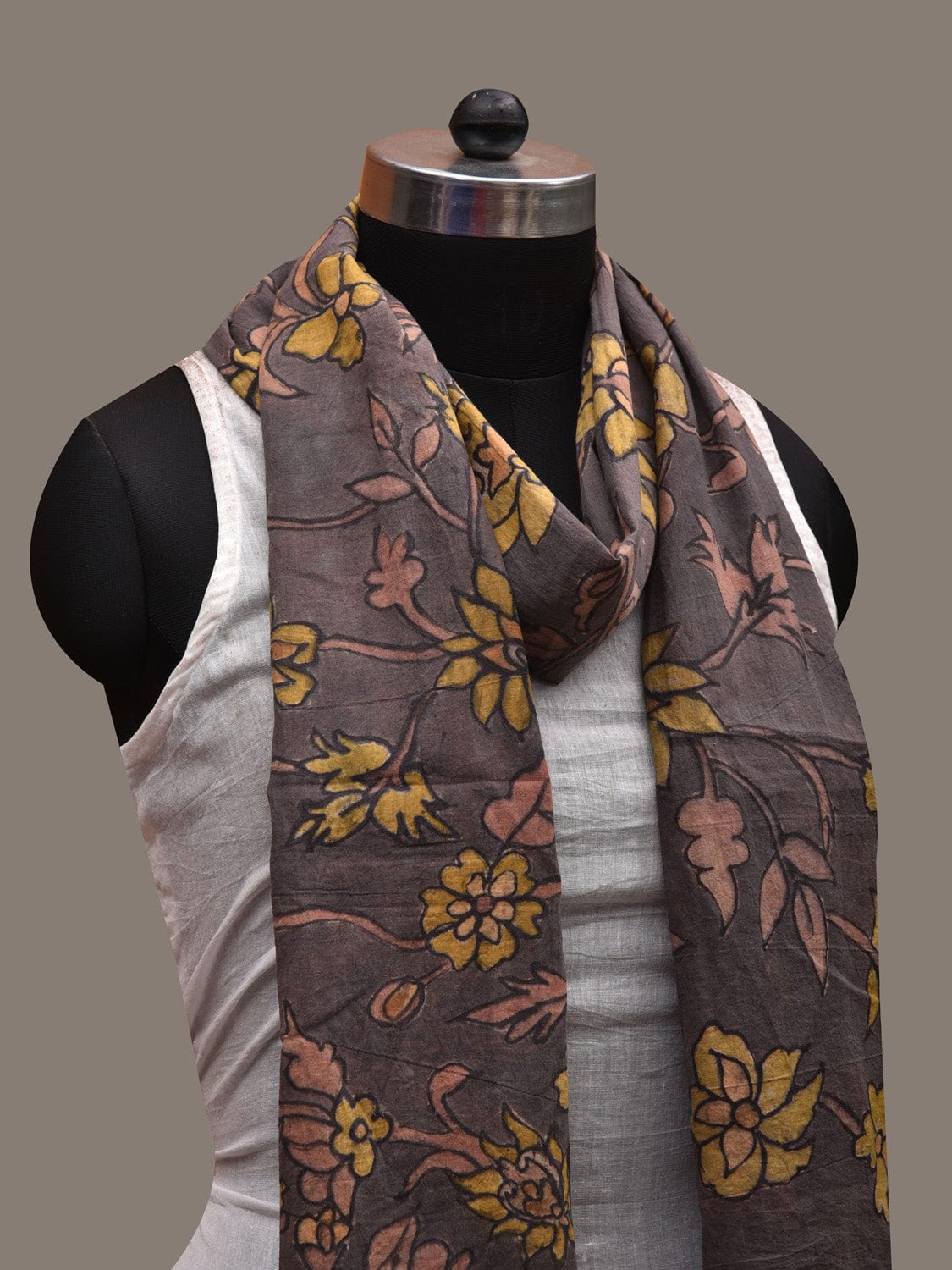 Grey Kalamkari Hand Painted Cotton Handloom Stole with Floral Design ds2739