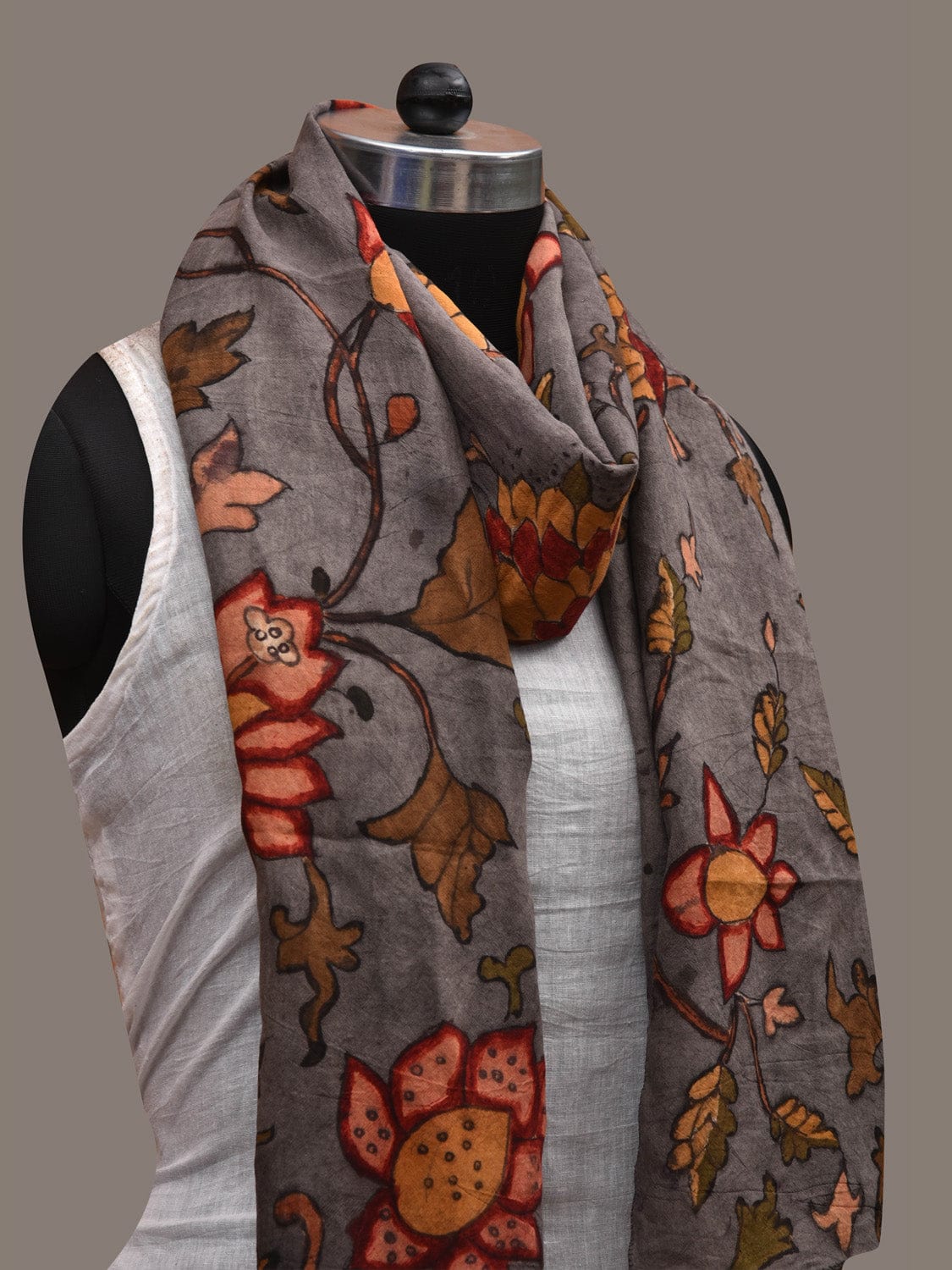 Grey Kalamkari Hand Painted Cotton Handloom Stole with Floral Design ds2808