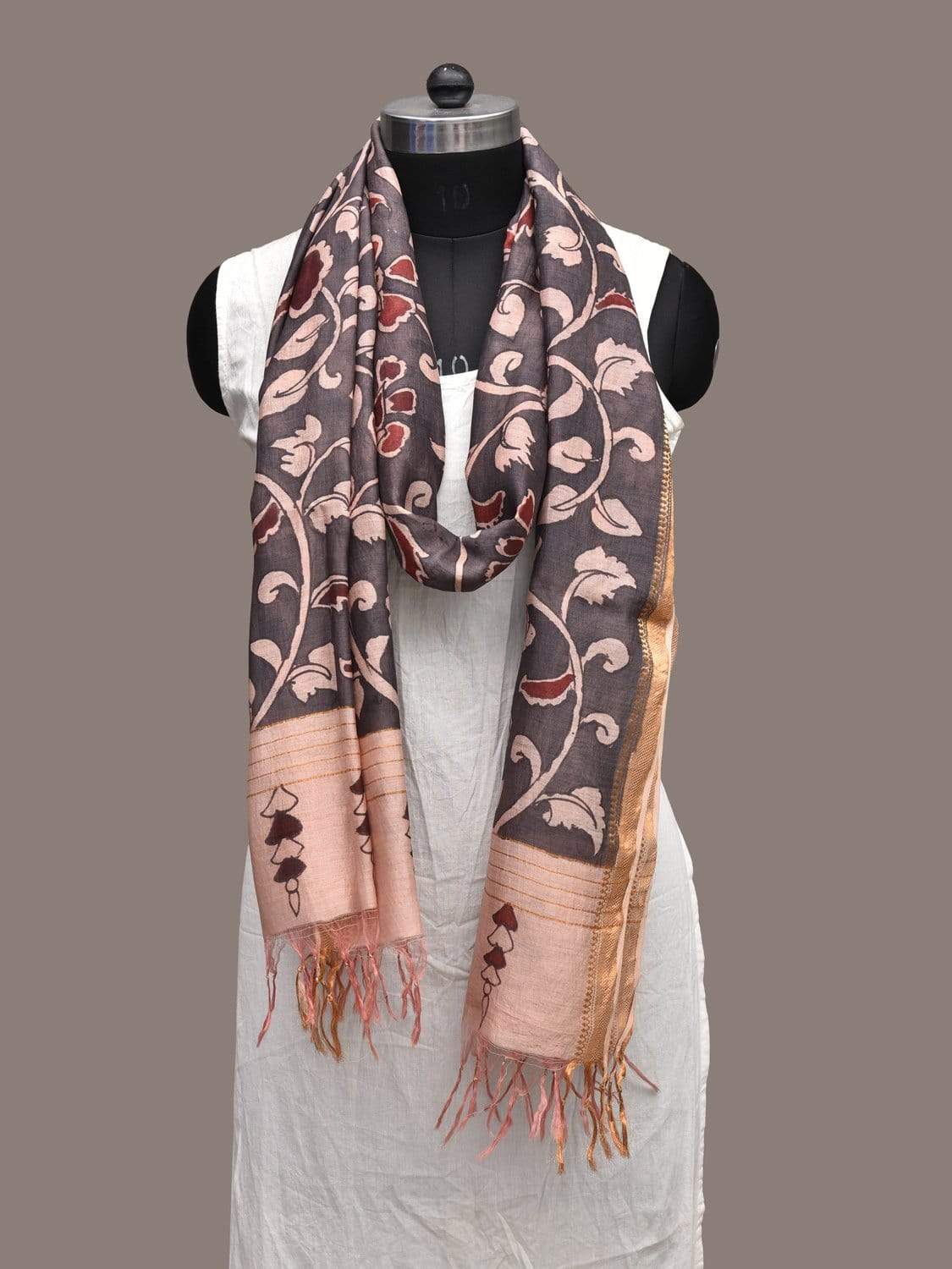 Grey Kalamkari Hand Painted Cotton Silk Handloom Dupatta with Floral Design ds2258