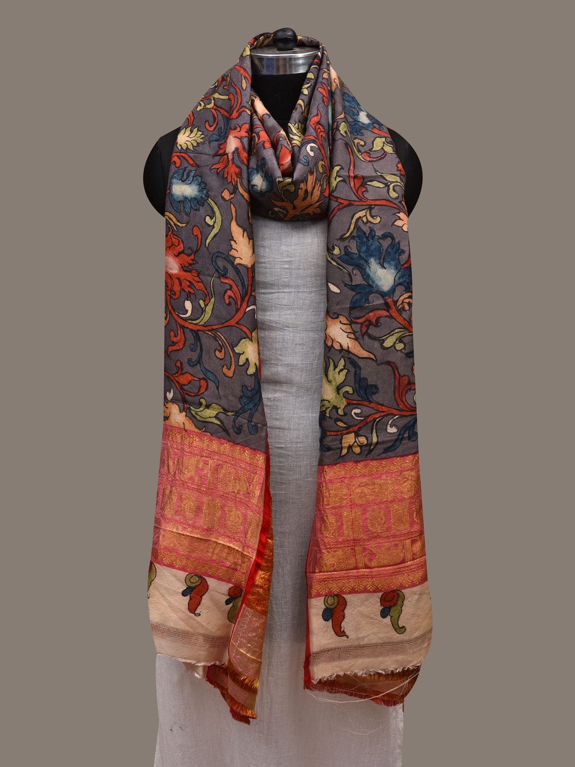 Grey Kalamkari Hand Painted Kanchipuram Silk Handloom Dupatta with Floral Design ds2834