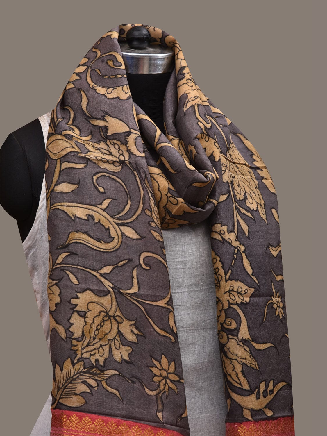 Grey Kalamkari Hand Painted Kanchipuram Silk Handloom Dupatta with Floral Design ds2836