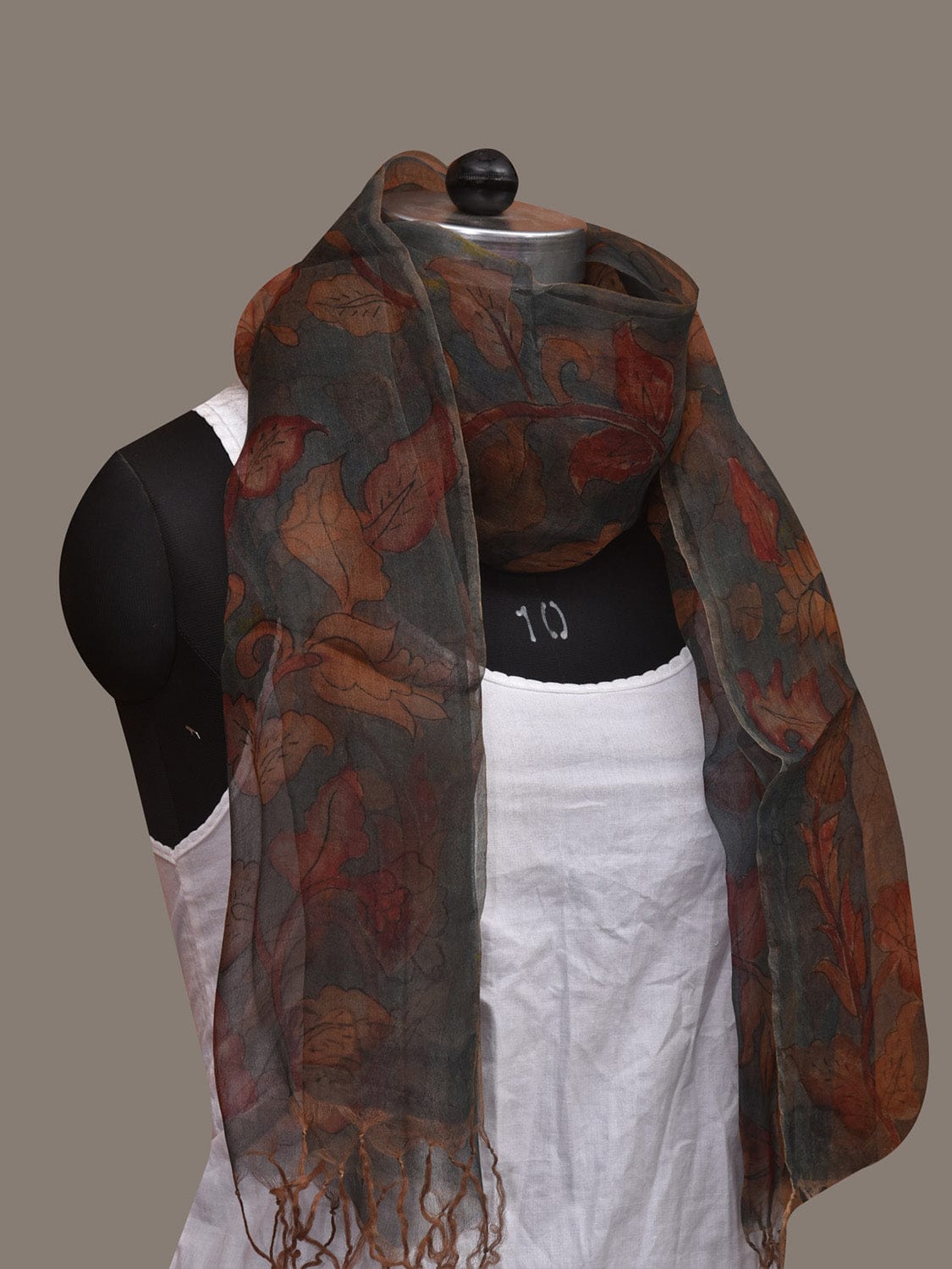 Grey Kalamkari Hand Painted Organza Stole with Floral Design ds3078