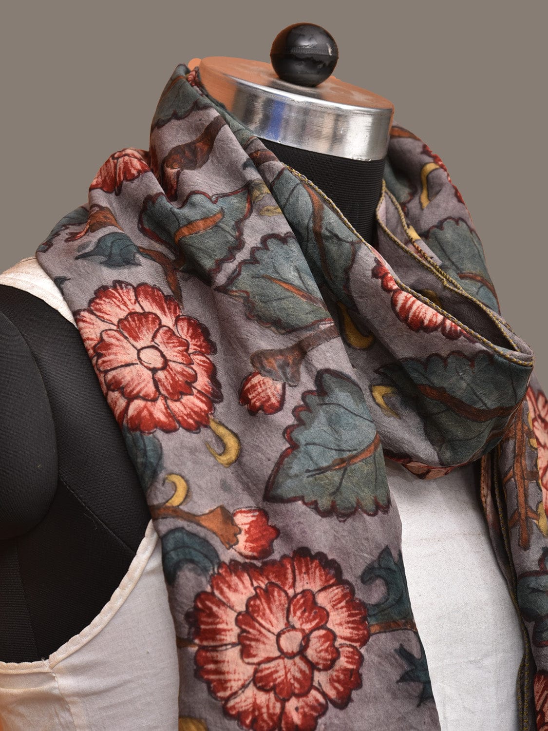 Grey Kalamkari Hand Painted Sico Stole with Floral Design ds3224