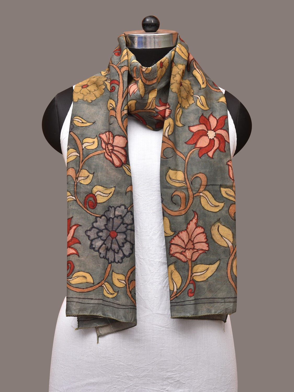Grey Kalamkari Hand Painted Sico Stole with Floral Design ds3347