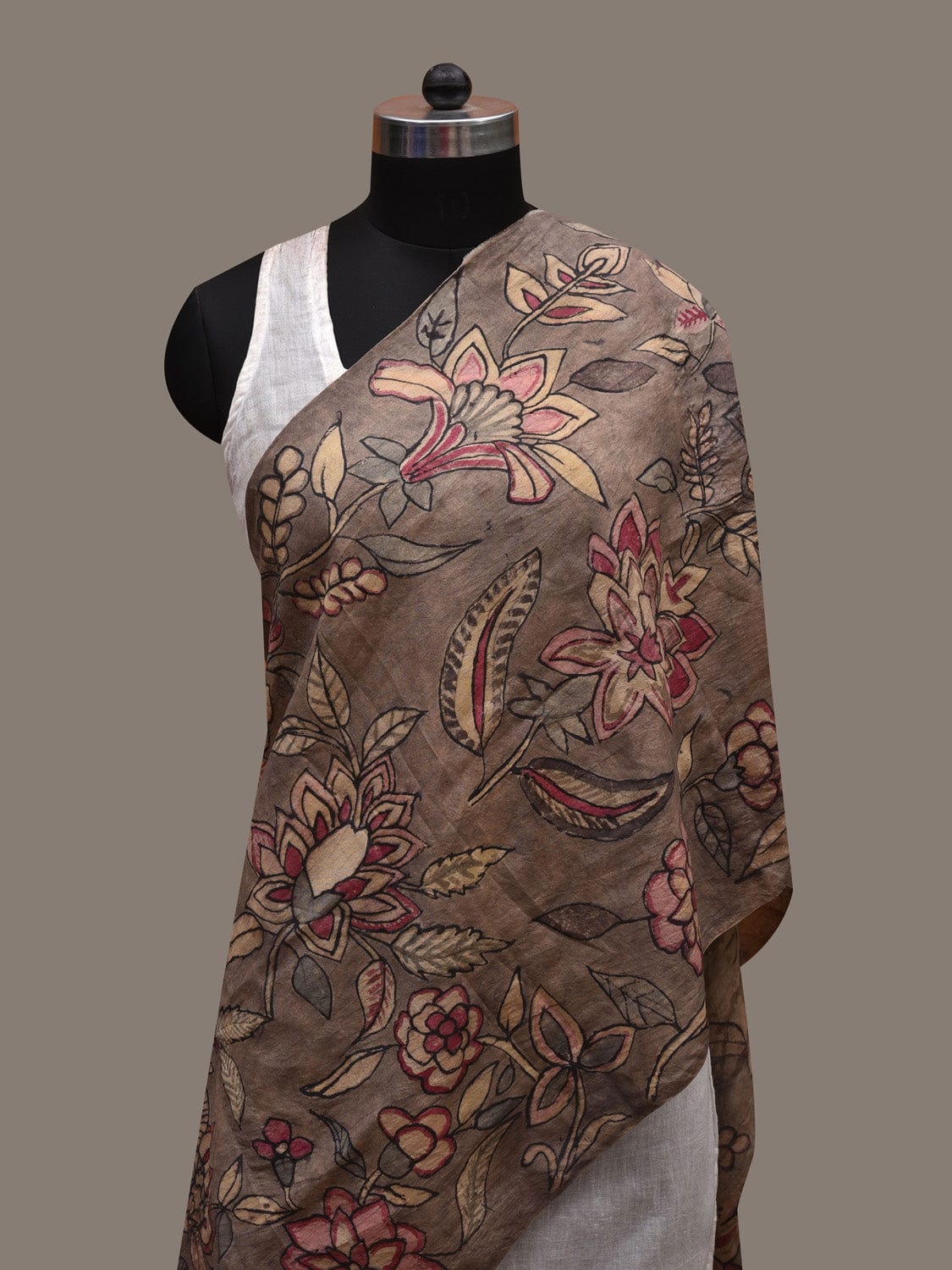 Grey Kalamkari Hand Painted Silk Handloom Stole with Floral Design ds2742