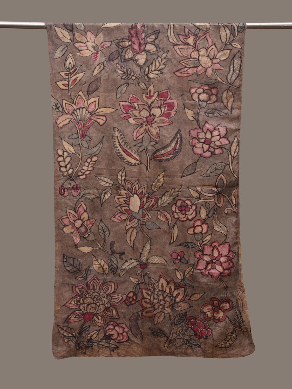 Grey Kalamkari Hand Painted Silk Handloom Stole with Floral Design ds2742