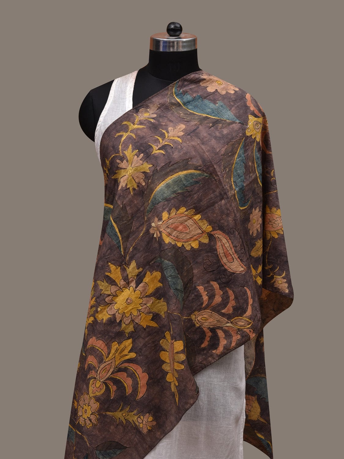 Grey Kalamkari Hand Painted Silk Handloom Stole with Floral Design ds2781