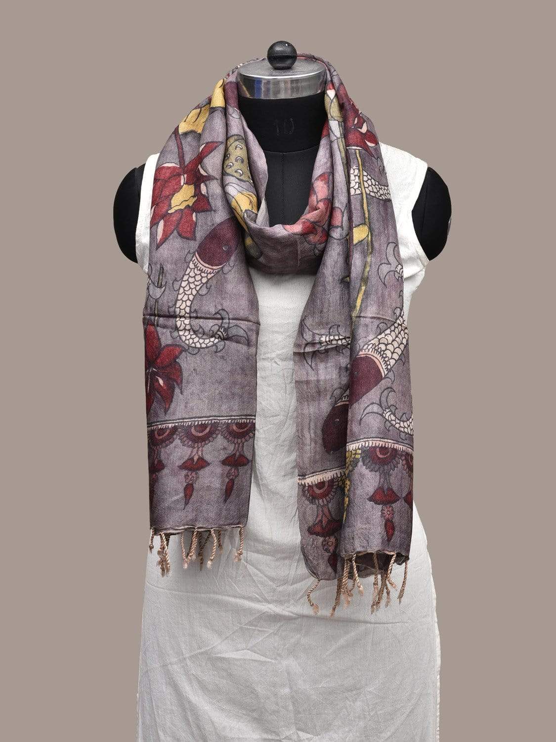 Grey Kalamkari Hand Painted Tussar Handloom Dupatta with Fishes and Flowers Design ds2226