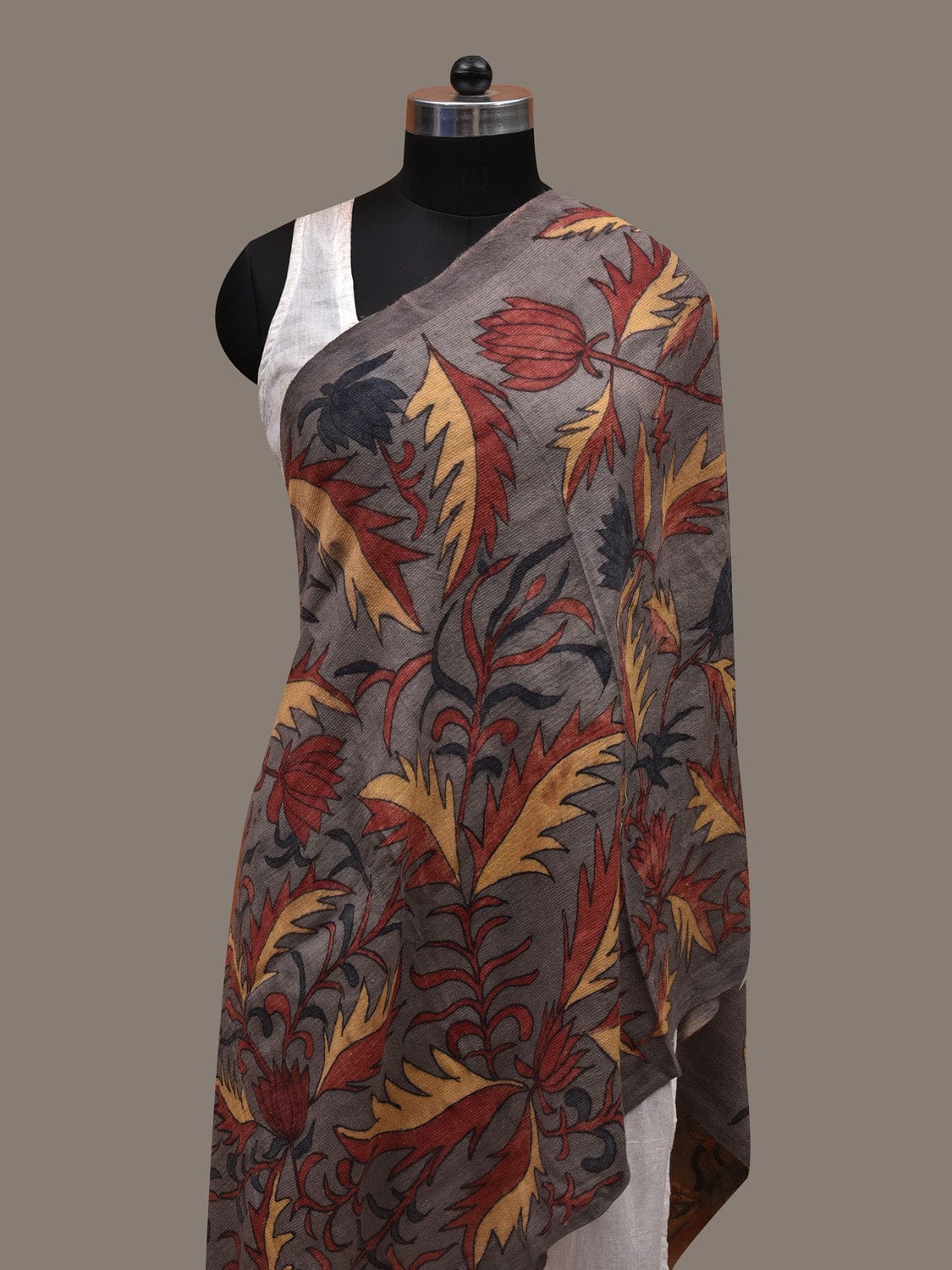 Grey Kalamkari Hand Painted Woolen Handloom Dupatta with Floral and Peacocks Design ds2793