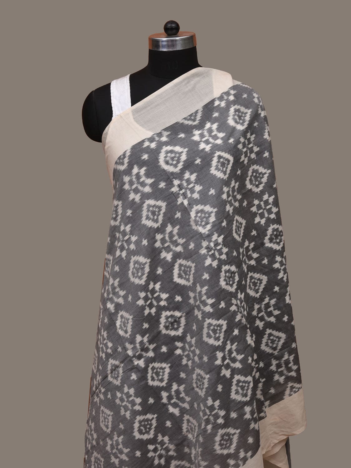 Grey Pochampally Ikat Cotton Handloom Dupatta with All Over Design ds3063