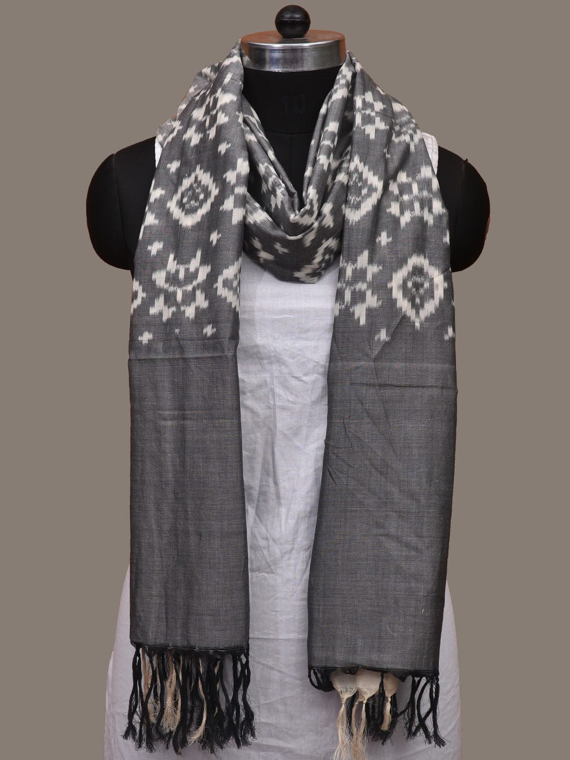 Grey Pochampally Ikat Cotton Handloom Dupatta with All Over Design ds3063