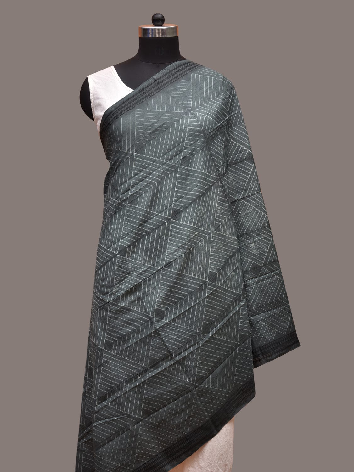 Grey Shibori Cotton Handloom Dupatta with Geometric and Leaves Design ds3621