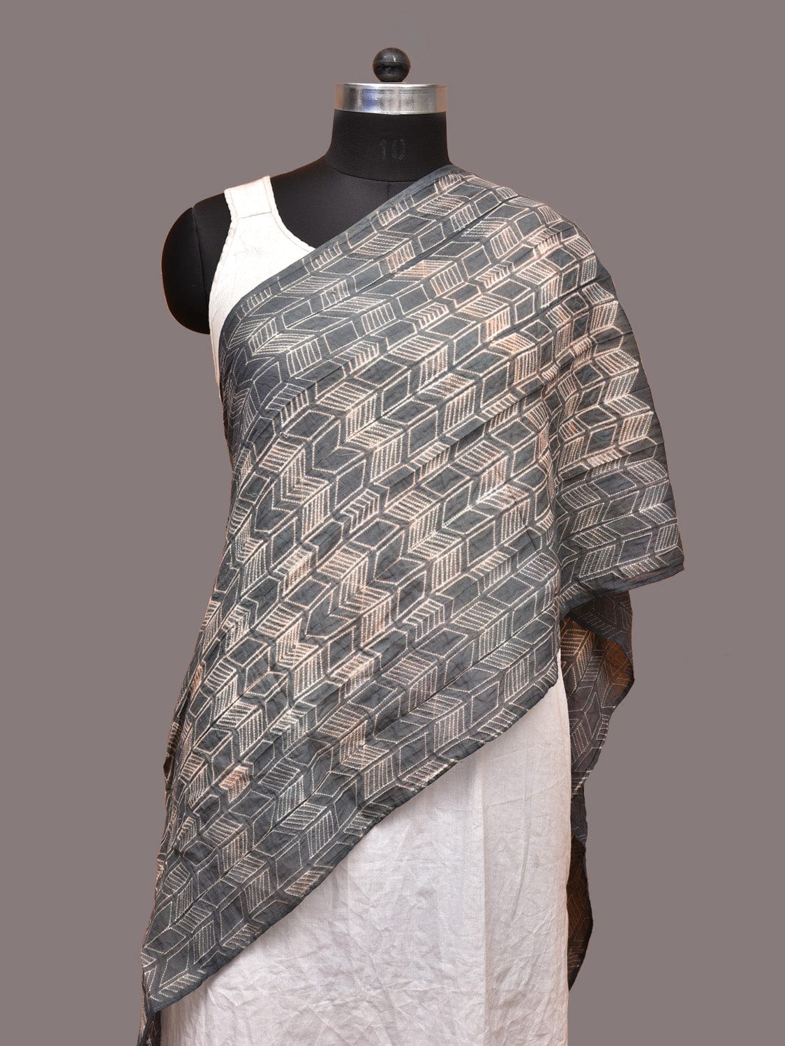 Grey Shibori Silk Handloom Stole with Arrow Head Design ds3237