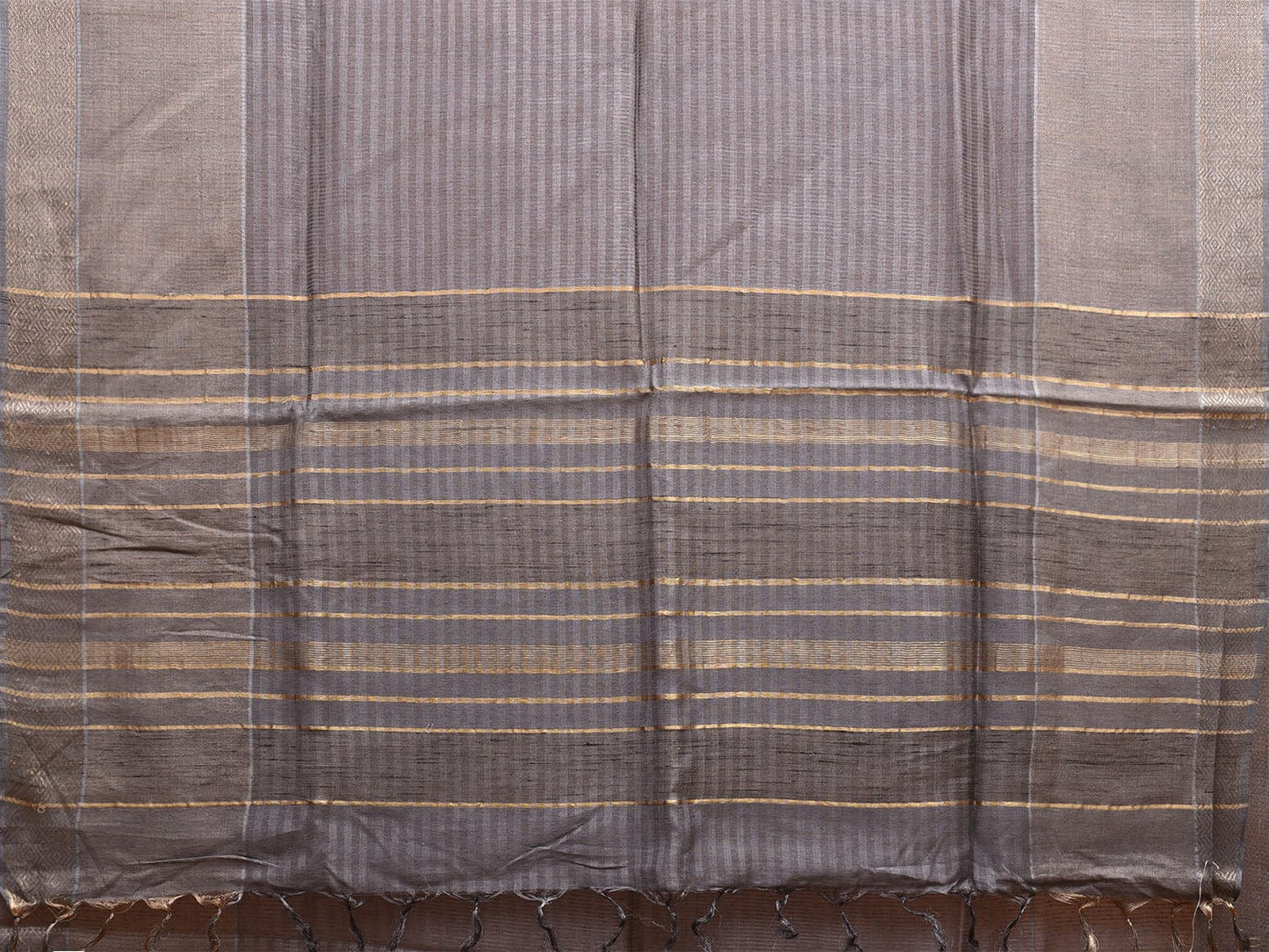 Grey Tussar Saree with Strips Body and Pallu Design o0548