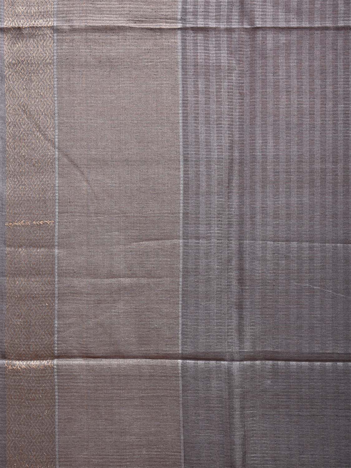 Grey Tussar Saree with Strips Body and Pallu Design o0548