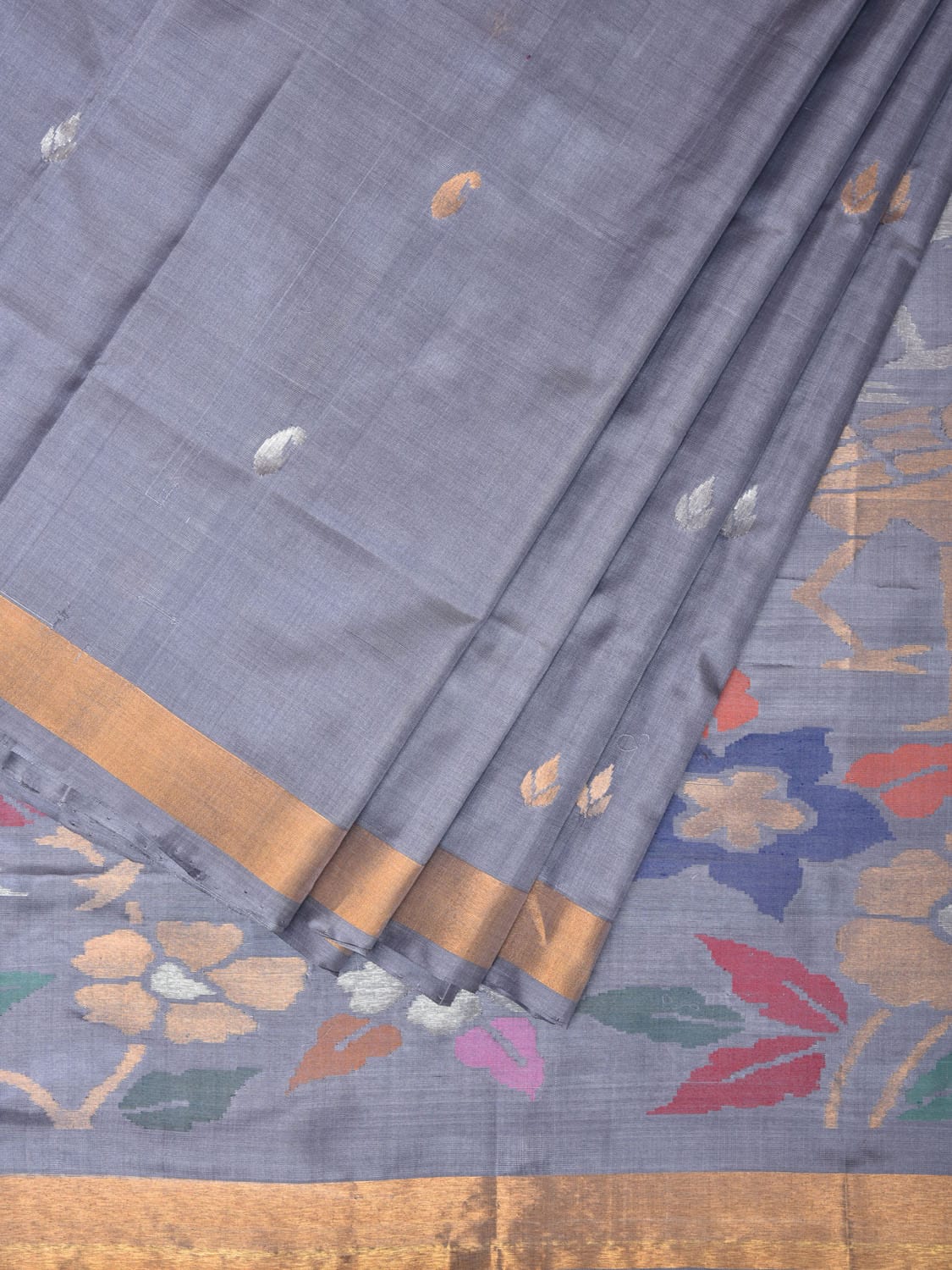 Grey Uppada Silk Handloom Saree with Flowers and Birds Pallu Design u2042