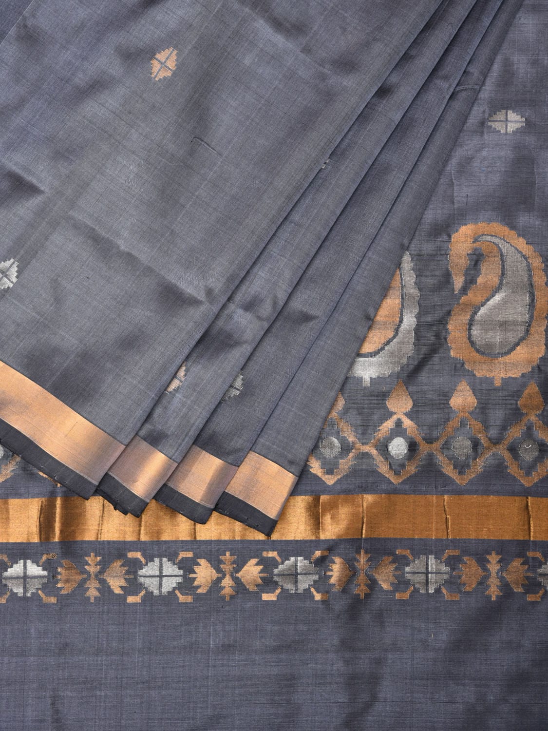 Grey Uppada Silk Handloom Saree with Mango Pallu Design u2022