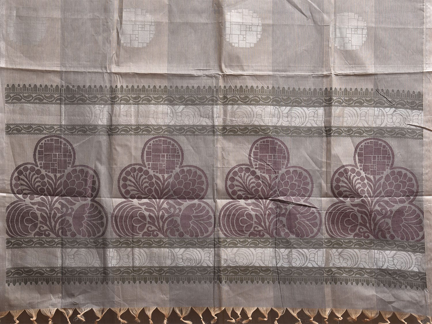 Grey Venkatagiri Cotton Saree with Body Buta and Pallu Design v0136