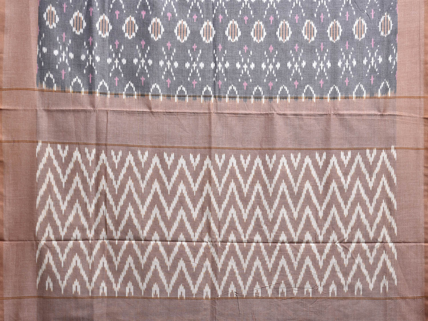 Grey and White Pochampally Ikat Cotton Handloom Saree with All Over Body and Zig-Zag Pallu Design No Blouse i0922