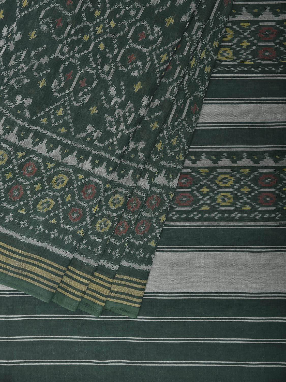 Green Ikat Cotton Handloom Saree with All Over Design i0959