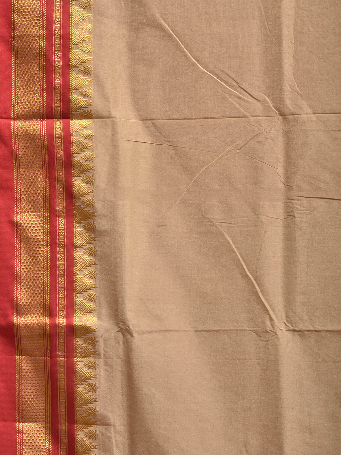 Cream and Red ilkal Viscose Plain Saree with Contrast Pallu and Temple Border Design il0109