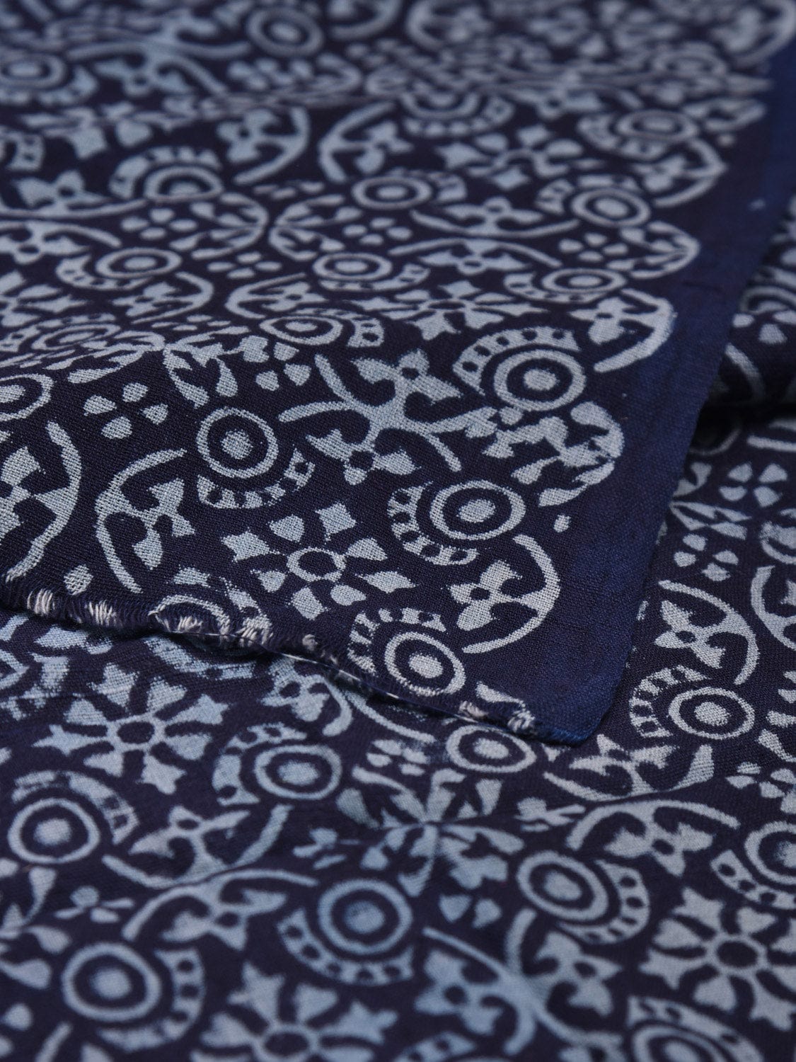 Indigo Printed Cotton Khadi 2.5mts Fabric with Seamless Pattern Design f0255