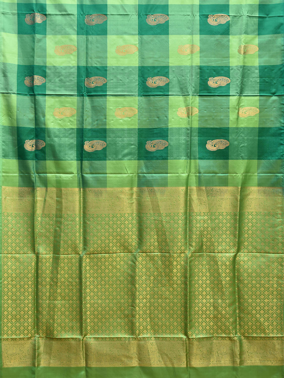 Green Kanchipuram Silk Handloom Saree with Big Checks and Peacock Buta Design k0800