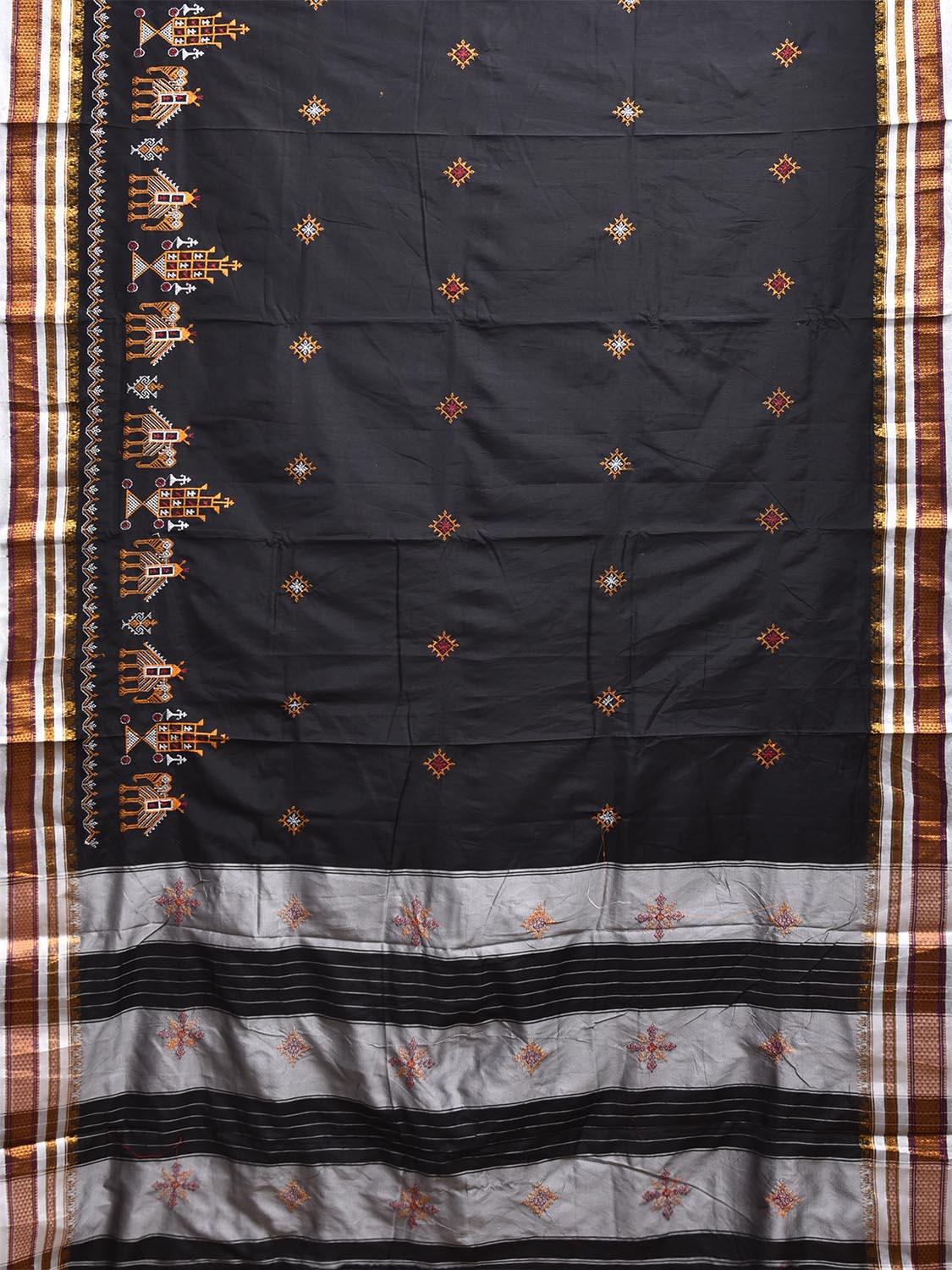 Black and White Kasuti Work On ilkal Cotton Viscose Saree with Contrast Pallu Design No Blouse ku0003