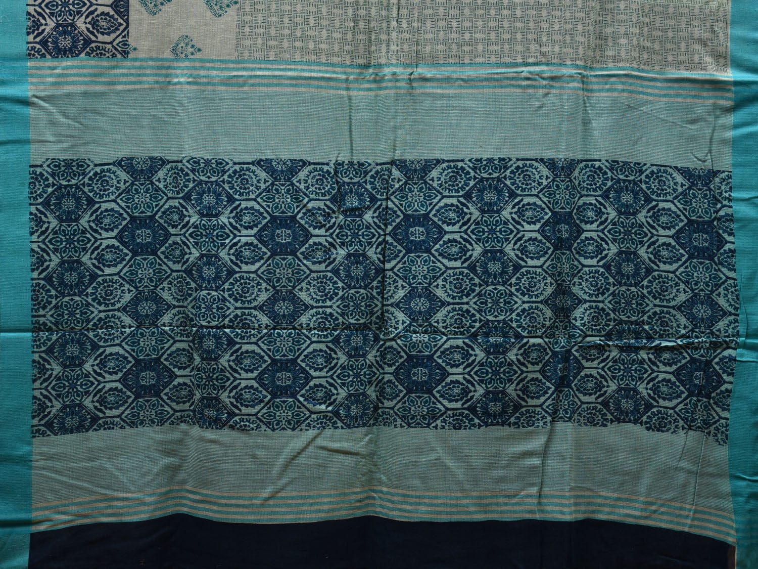 Light Blue Printed Cotton Handloom Saree with One Side Border Design o0309