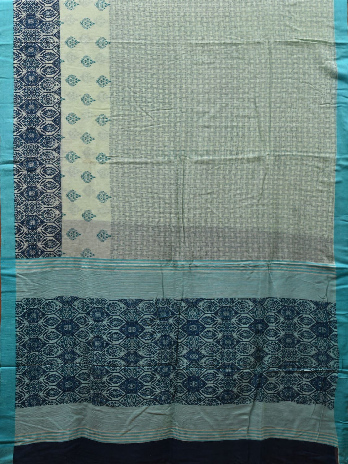 Light Blue Printed Cotton Handloom Saree with One Side Border Design o0309