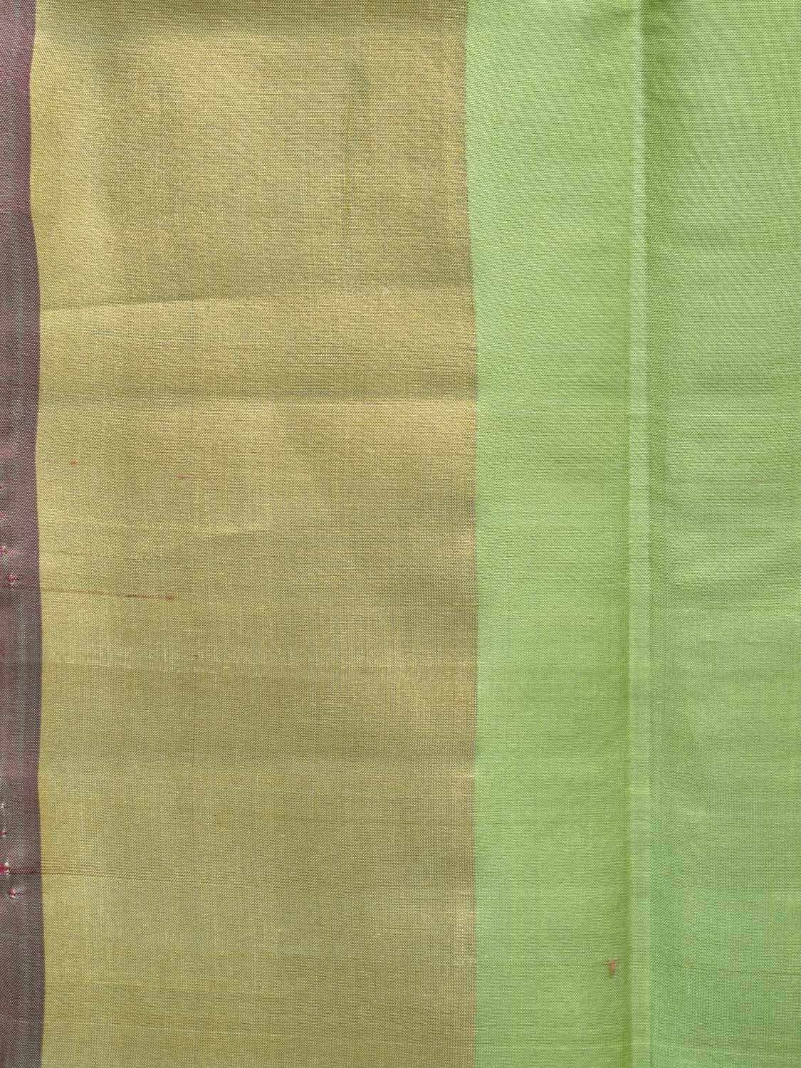 Light Green and Wine Uppada Silk Handloom Plain Saree with Contrast Pallu Design u2113