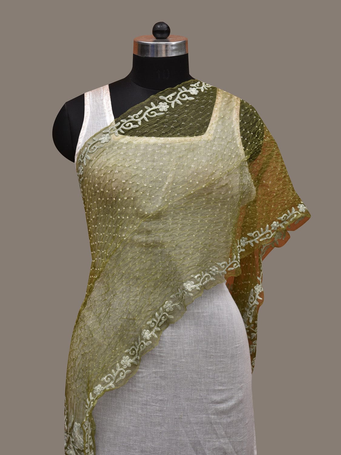Light Green Bandhani Organza Stole with Embroidary Work Design ds2853