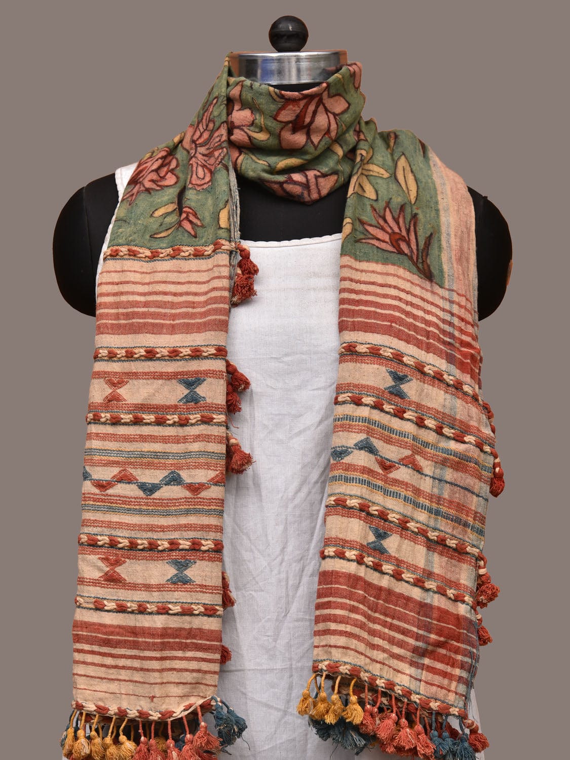 Light Green Kalamkari Hand Painted Bhujodi Cotton Handloom Stole with Floral Design ds3194