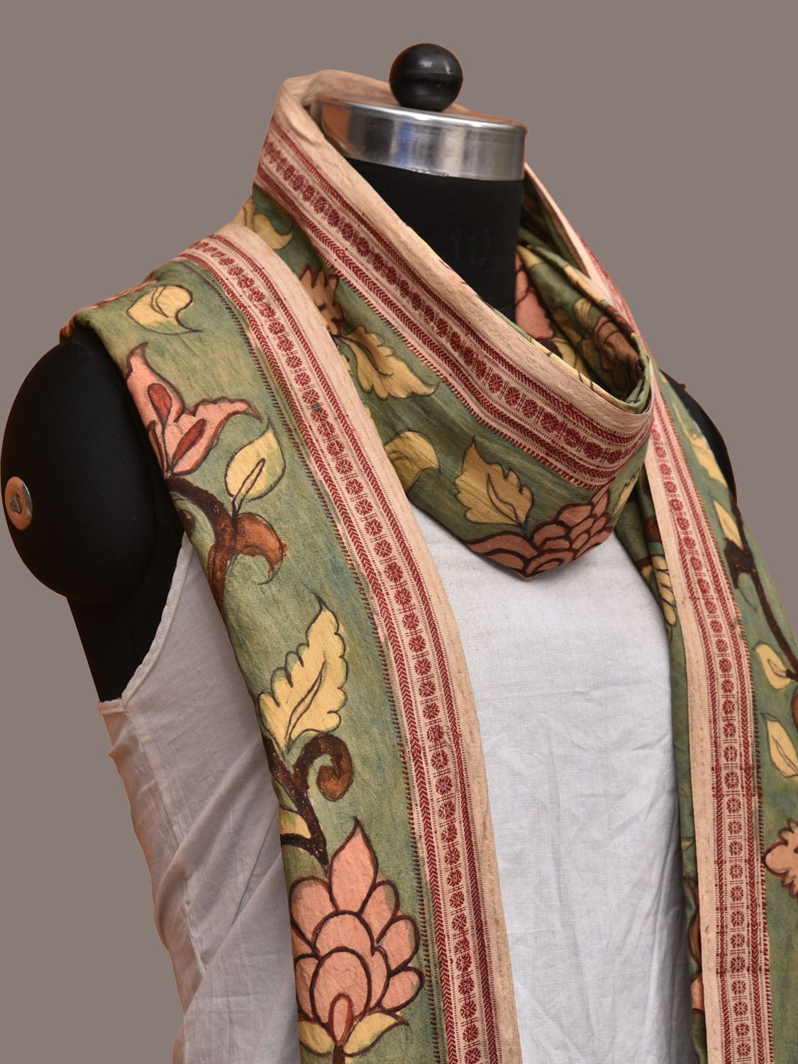 Light Green Kalamkari Hand Painted Cotton Handloom Dupatta with Floral and Doby Border Design ds3188