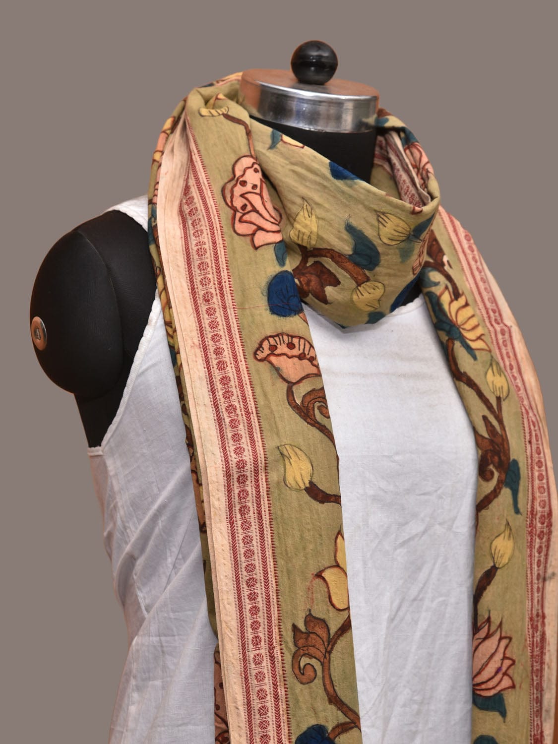 Light Green Kalamkari Hand Painted Cotton Handloom Dupatta with Lotus Flowers and Doby Border Design ds3193