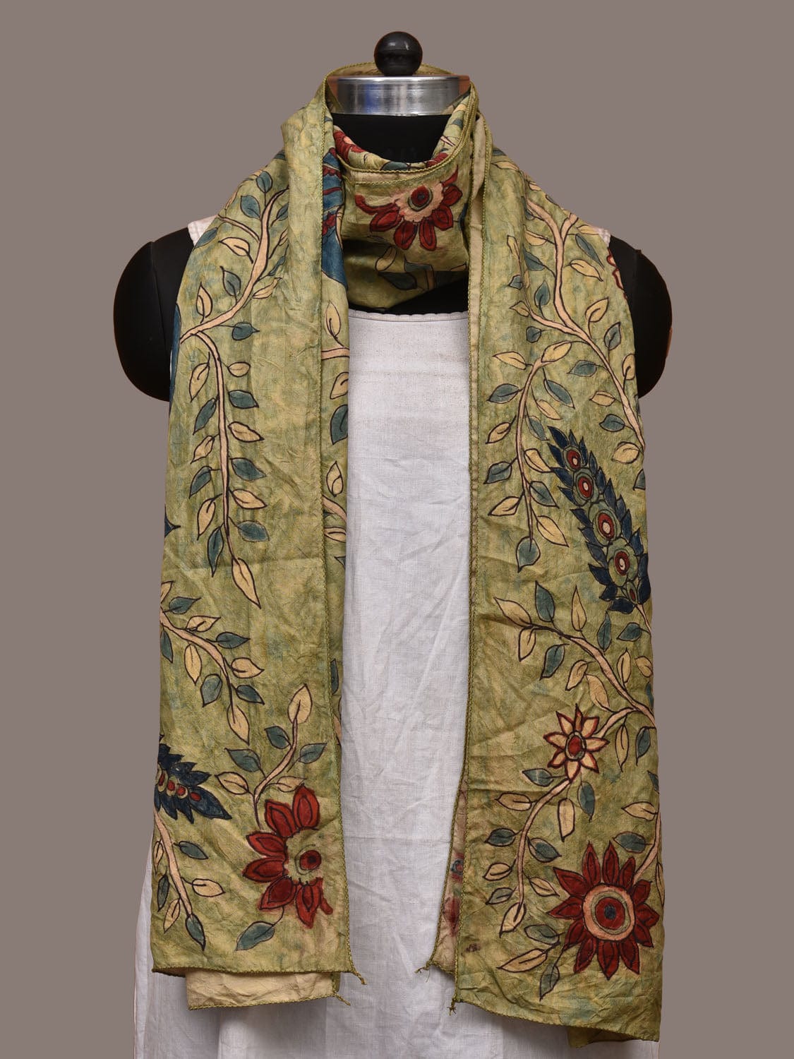 Light Green Kalamkari Hand Painted Sico Handloom Stole with Floral and Peacock Design ds3204