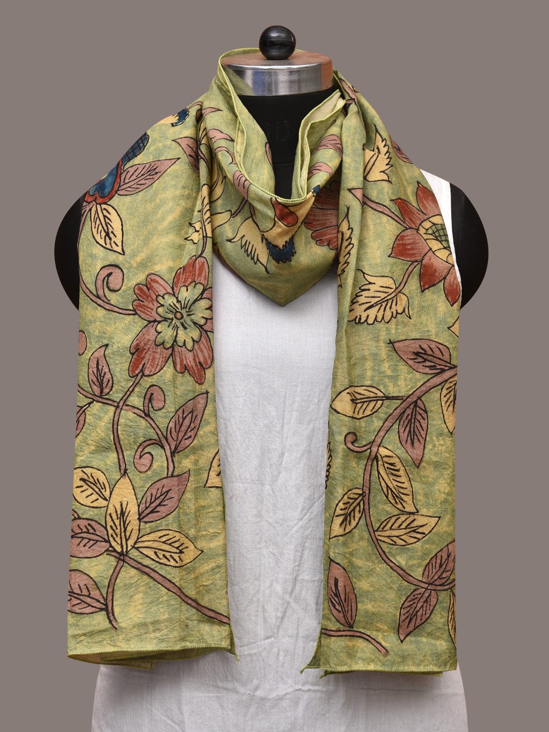 Light Green Kalamkari Hand Painted Sico Stole with Floral Design ds3559
