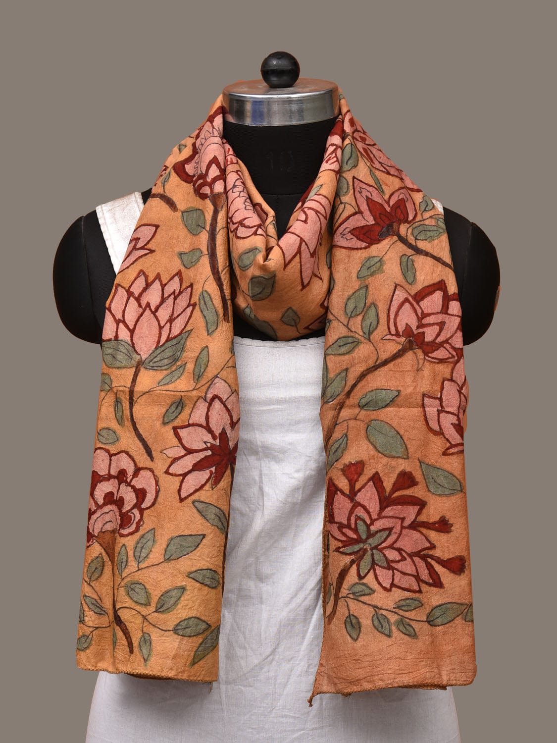 Light Green Kalamkari Hand Painted Sico Stole with Lotus Flowers Design ds3150