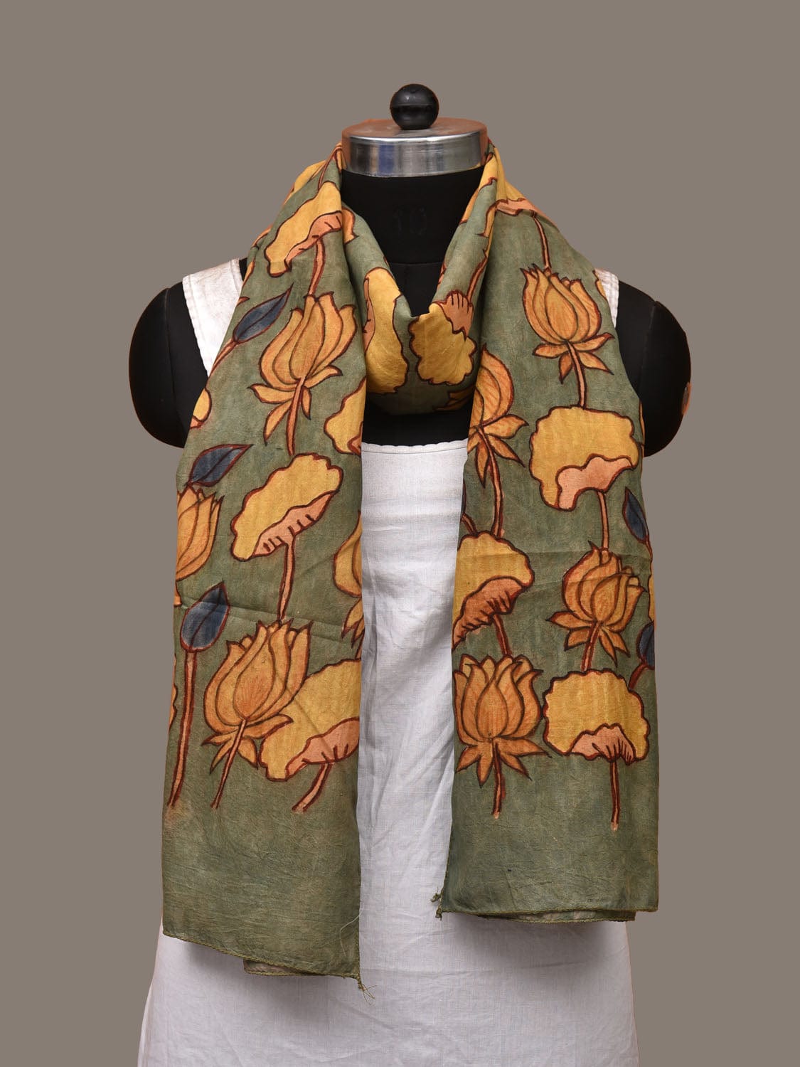 Light Green Kalamkari Hand Painted Sico Stole with Lotus Flowers Design ds3150