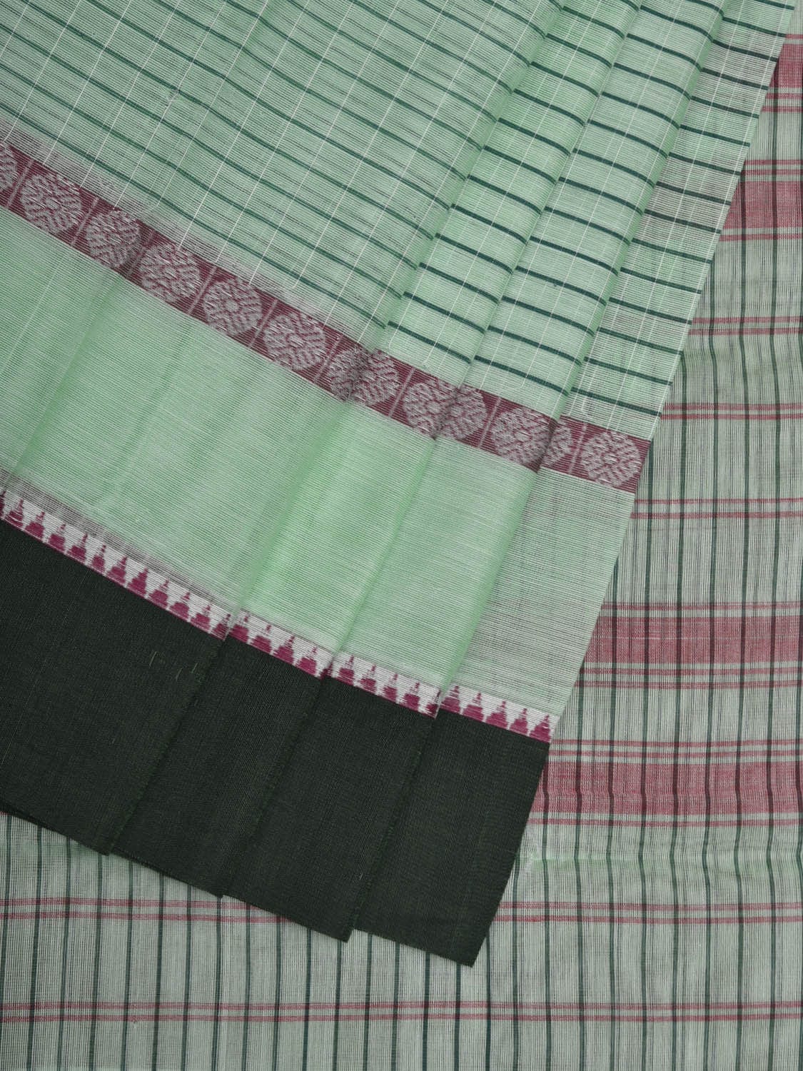 Light Green Narayanpet Cotton Handloom Saree with Checks Design No Blouse np0618