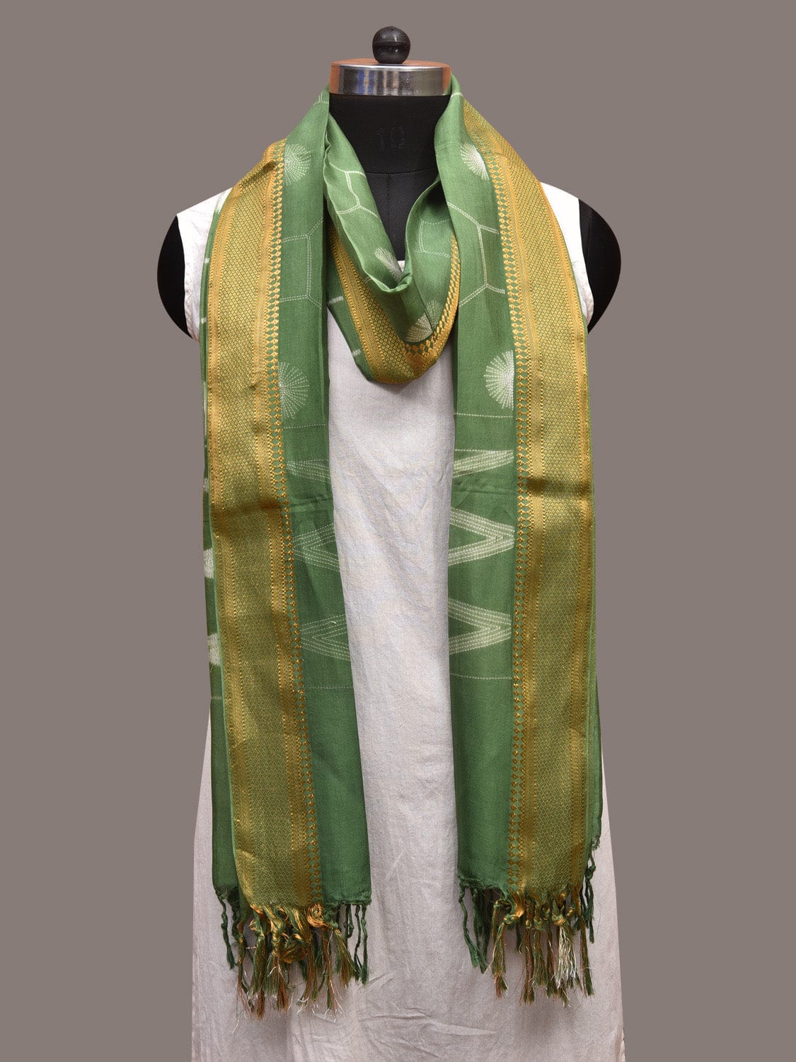 Light Green Shibori Sico Dupatta with Geometric and Grill Design ds3625