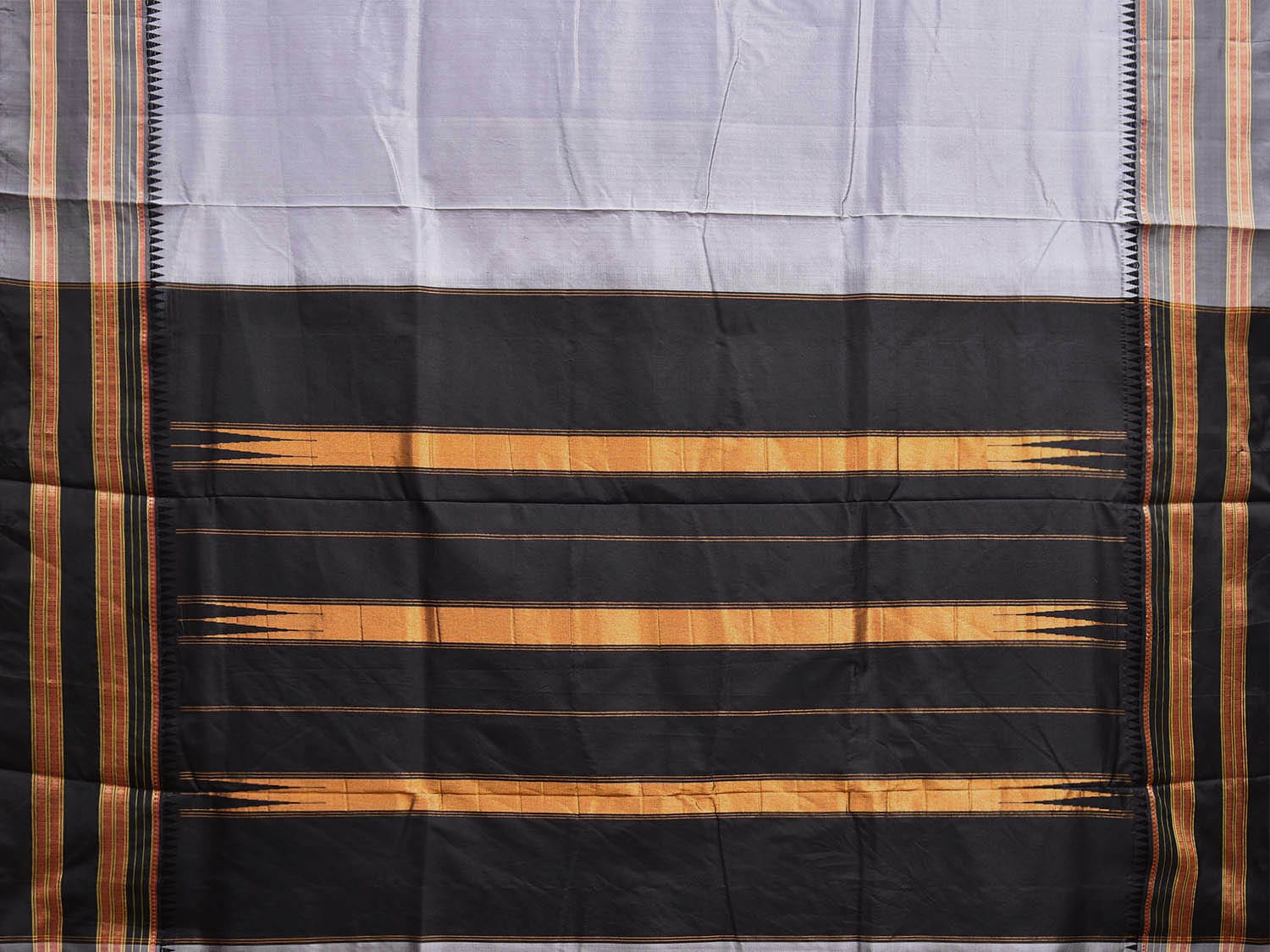 Light Grey and Black Narayanpet Silk Handloom Plain Saree with Contrast Pallu Design No Blouse np1063