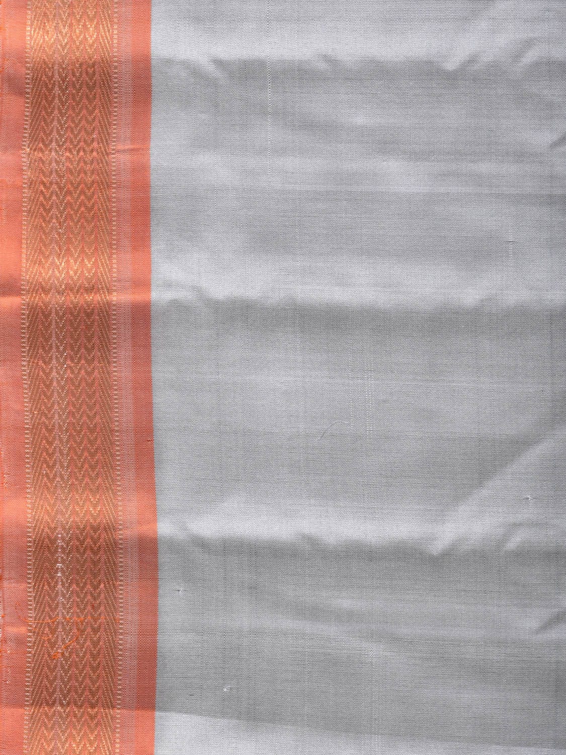 Light Grey Gadwal Silk Handloom Plain Saree with Strips Pallu Design g0371