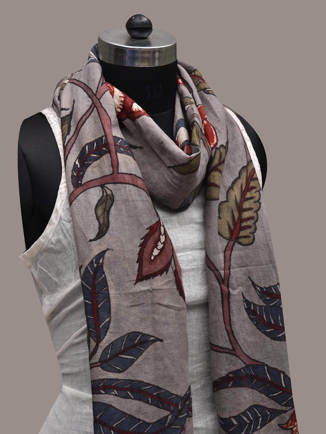 Light Grey Kalamkari Hand Painted Cotton Handloom Stole with Floral Design ds2532