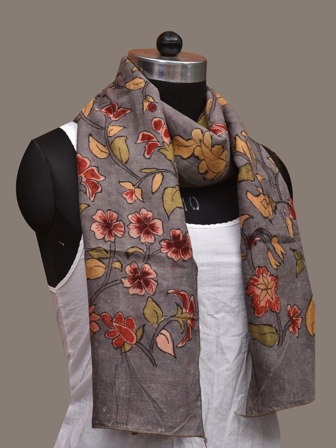 Light Grey Kalamkari Hand Painted Cotton Handloom Stole with Floral Design ds3036