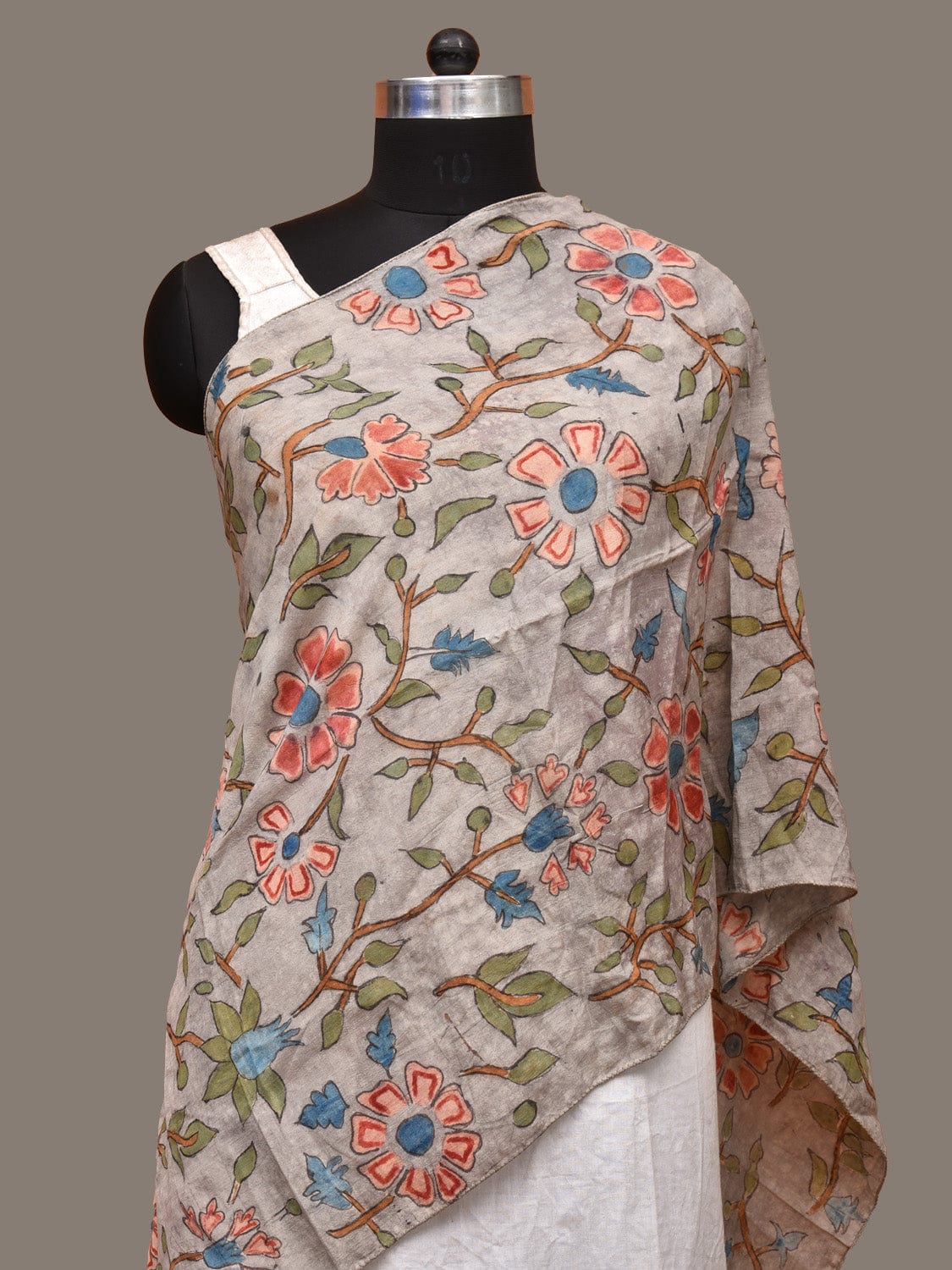 Light Grey Kalamkari Hand Painted Sico Stole with Floral Design ds3226