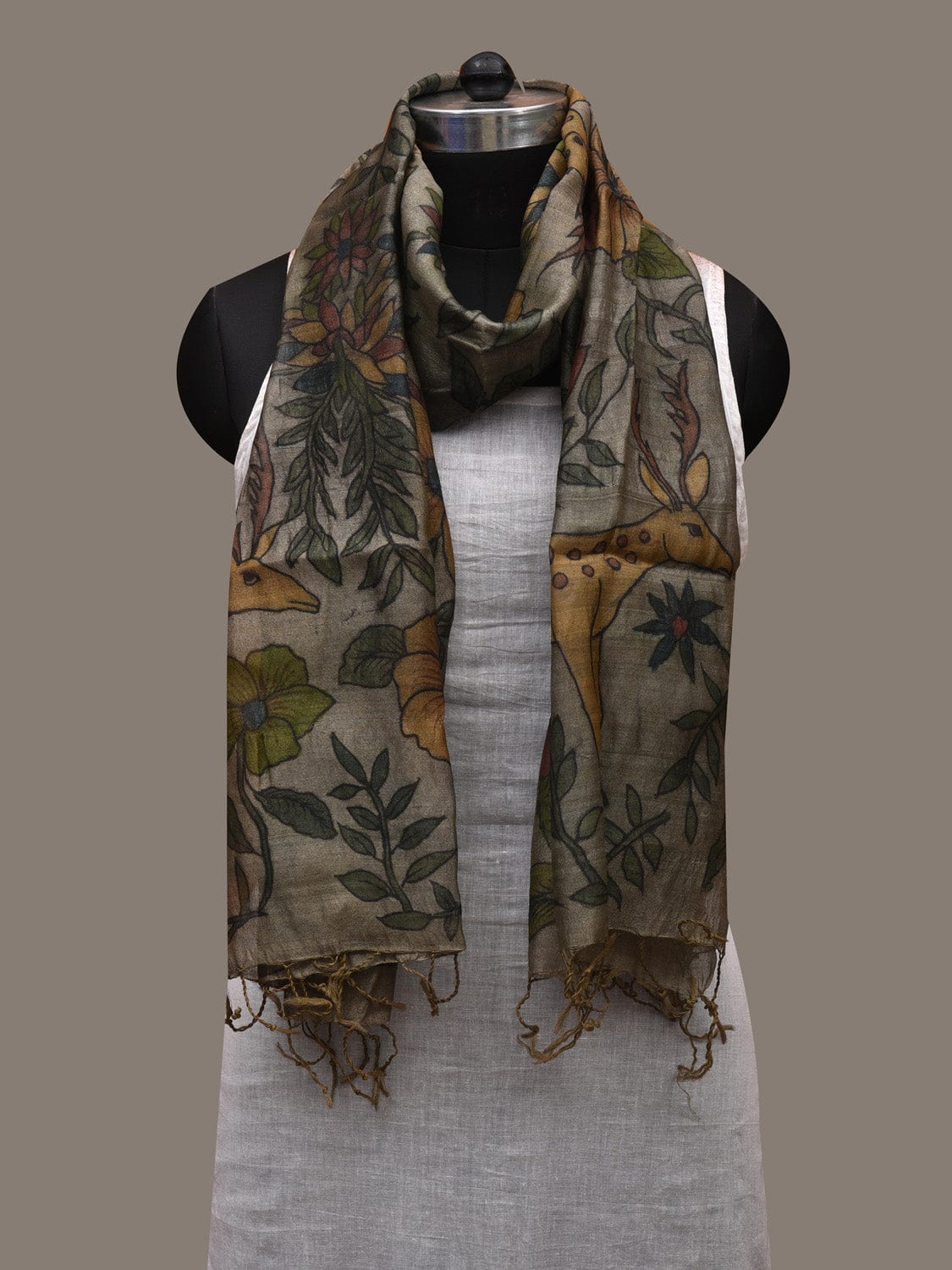 Light Grey Kalamkari Hand Painted Tussar Handloom Stole with Deers and Flowers Design ds2687