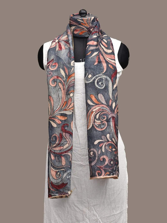Light Grey Kalamkari Hand Printed Silk Handloom Stole with Floral Design ds2251